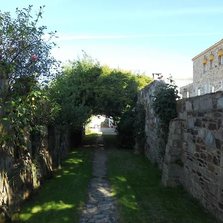 Temple Pradorrey Szálloda