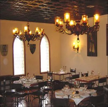 Temple Pradorrey Hotel